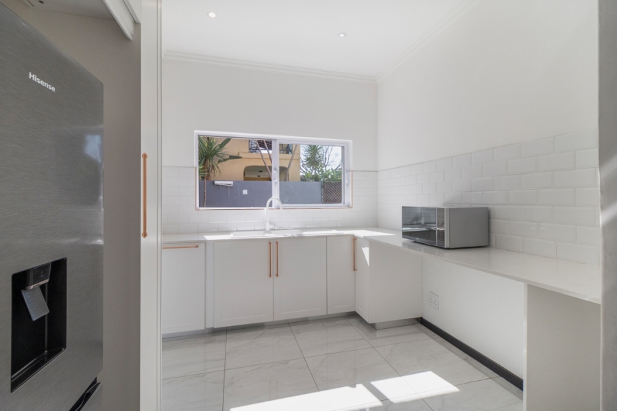 6 Bedroom Property for Sale in Eagles Landing North West